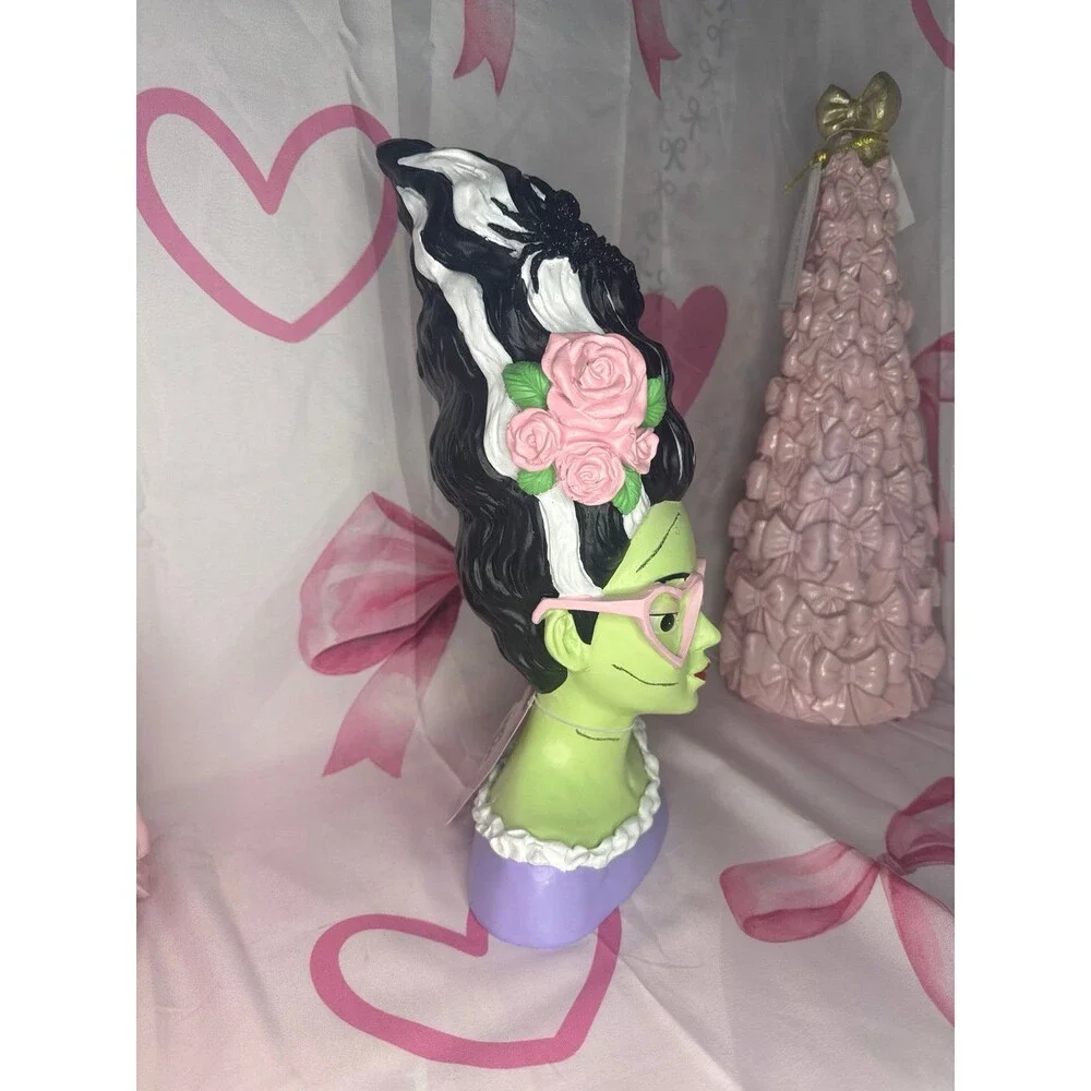 NEW Halloween/Summerween Bride Bust Decor